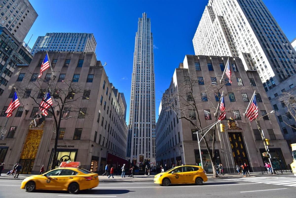 Location In Nyc! 1bd Steps From Park New York